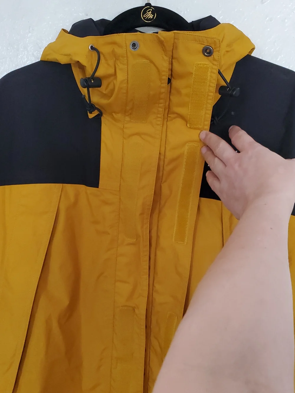 The North Face K2RM Dryvent  Hooded Raincoat In Yellow and Black Mens M